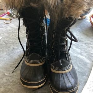 Sorel black Joan of arctic boot
